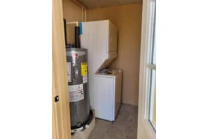 1307 Lakecrest Dr, Apopka, FL 32703, Sold 06/08/22