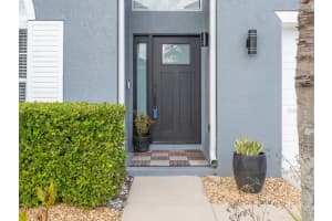 1709 Canoe Creek Falls Dr, Orlando, FL 32824, Sold 03/22/22