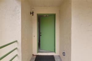 4426 S Lake Orlando Pkwy, Orlando, FL 32808, Sold 04/13/22