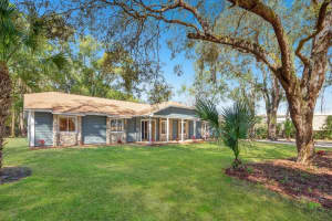 100 Ross Lake Ln, Sanford, FL 32771, Sold 05/27/22