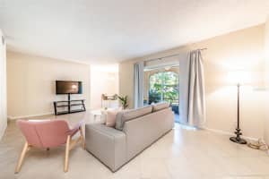 200 Maitland Ave, Altamonte Springs, FL 32701, Sold 03/25/22