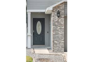 368 Lakebreeze Cir, Lake Mary, FL 32746, Sold 04/01/22