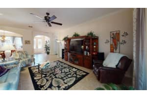 2131 Misty Glen Dr, Apopka, FL 32712, Sold 04/04/22