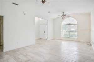 1739 Canoe Creek Falls Dr, Orlando, FL 32824, Sold 04/01/22