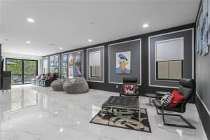 7661 Toscana Blvd, Orlando, FL 32819, Sold 03/07/22