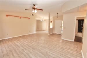 647 Meadowbrook Dr, Winter Springs, FL 32708, Sold 03/17/22