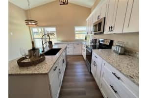304 Sir Lawrence Dr, Sanford, FL 32773, Sold 04/13/22