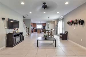 236 Primrose Dr, Davenport, FL 33837, Sold 04/21/22