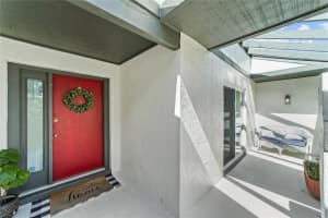 4571 St Brides Ct, Orlando, FL 32812, Sold 03/31/22