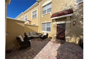2550 Bella Vista Dr, Davenport, FL 33897, Sold 04/29/22