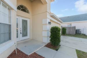 14662 Lady Victoria Blvd, Orlando, FL 32826, Sold 04/06/22