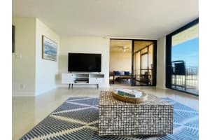 4139 S Atlantic Ave, New Smyrna Beach, FL 32169, Sold 04/20/22
