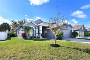 10122 Marguex Dr, Orlando, FL 32825, Sold 04/22/22