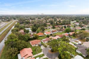 10115 Bluff Ct, Orlando, FL 32821, Sold 04/28/22