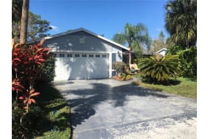 10020 Gramerly Ln, Orlando, FL 32821, Sold 03/25/22