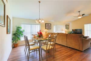 640 Old Bridge Cir, Davenport, FL 33897, Sold 05/17/22