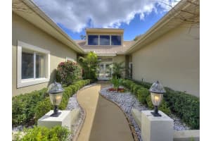 9217 Hidden Bay Ln, Orlando, FL 32819, Sold 05/06/22
