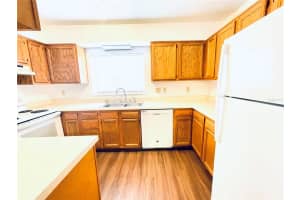 4267 S Semoran Blvd, Orlando, FL 32822, Sold 03/30/22