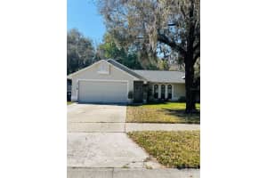 3716 Running Water Dr, Orlando, FL 32829, Sold 04/07/22