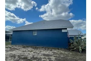 5416 Loma Vista Dr, Davenport, FL 33896, Sold 04/13/22