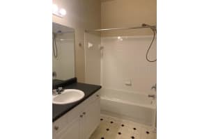 19920 Villa Ridge Dr, Orlando, FL 32821, Sold 05/05/22