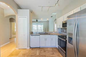 2034 Bobtail Dr, Maitland, FL 32751, Sold 04/15/22