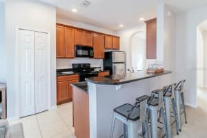 10036 Madison Banks St, Orlando, FL 32827, Sold 04/03/22