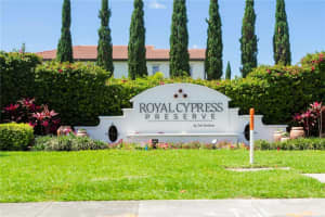 10799 Royal Cypress Way, Orlando, FL 32836, Sold 04/25/22