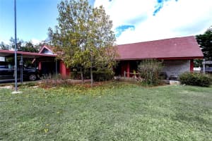 560 Paradise Island Pl, Haines City, FL 33844, Sold 05/02/22