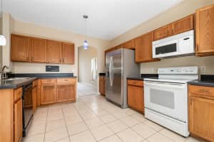 7818 Country Run Pkwy, Orlando, FL 32818, Sold 04/14/22