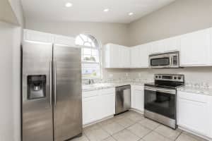 7831 Turkey Oak Ln, Kissimmee, FL 34747, Sold 05/16/22