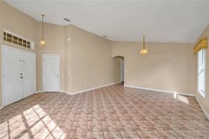 601 Lady Diana Dr, Davenport, FL 33837, Sold 04/04/22