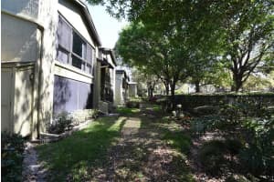 17 ESCONDIDO CIR #230, ALTAMONTE SPRINGS, FL 32701 Sold 07/08/22