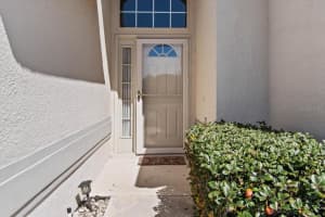 2824 St Augustine Dr, Orlando, FL 32825, Sold 03/29/22