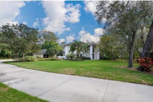 8908 Eagle Watch Dr, Riverview, FL 33578, Sold 04/12/22
