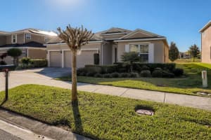 708 Lake Douglas Dr, Groveland, FL 34736, Sold 04/15/22