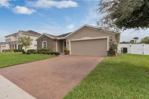 325 Mossyrock Ave, Winter Garden, FL 34787, Sold 04/06/22
