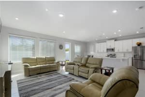 2826 Gipper Cir, Sanford, FL 32773, Sold 04/13/22