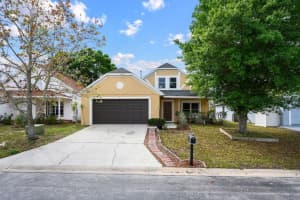 225 Belvoir Dr, Davenport, FL 33837, Sold 04/22/22