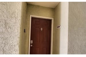 725 Crest Pines Dr, Orlando, FL 32828, Sold 05/18/22