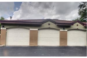 725 Crest Pines Dr, Orlando, FL 32828, Sold 05/18/22