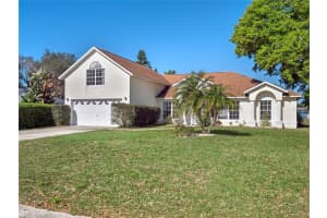 733 Sunridge Woods Blvd, Davenport, FL 33837, Sold 05/06/22