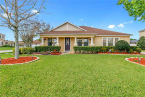 235 Country Cottage Ln, Winter Garden, FL 34787, Sold 04/18/22