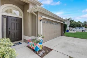 3856 Becontree Pl, Oviedo, FL 32765, Sold 06/13/22