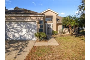 4640 Treasure Cay Rd, Tavares, FL 32778, Sold 05/23/22
