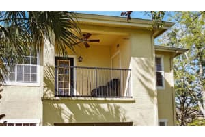 2674 Robert Trent Jones Dr, Orlando, FL 32835, Sold 04/18/22