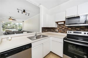 2674 Robert Trent Jones Dr, Orlando, FL 32835, Sold 04/18/22