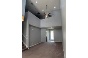 10172 Ridgebloom Ave, Orlando, FL 32829, Sold 04/26/22