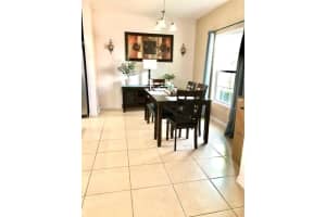 526 Grace Ct, Davenport, FL 33837, Sold 05/02/22