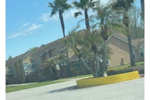 2482 Sweetwater Club Cir, Kissimmee, FL 34746, Sold 06/03/22